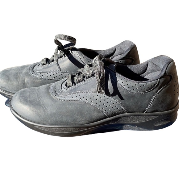 SAS Freetime Navy Sneakers - Picture 2 of 8